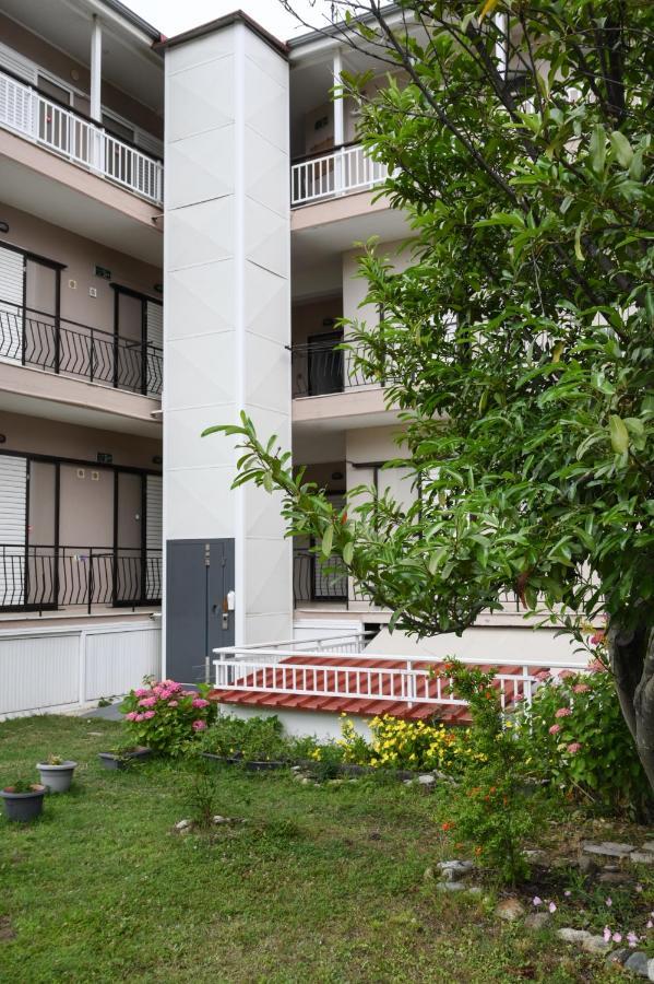 Hotel Geromichalos Paralia Skotinis Luaran gambar
