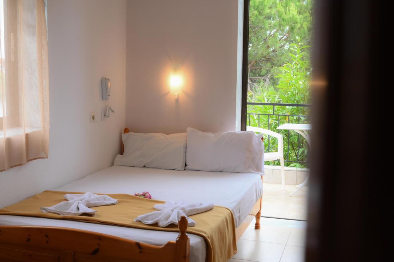 Hotel Geromichalos Paralia Skotinis Luaran gambar