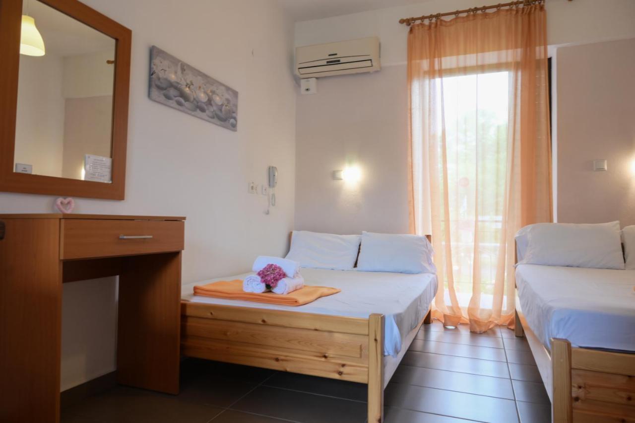 Hotel Geromichalos Paralia Skotinis Luaran gambar