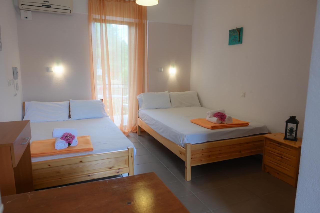 Hotel Geromichalos Paralia Skotinis Luaran gambar