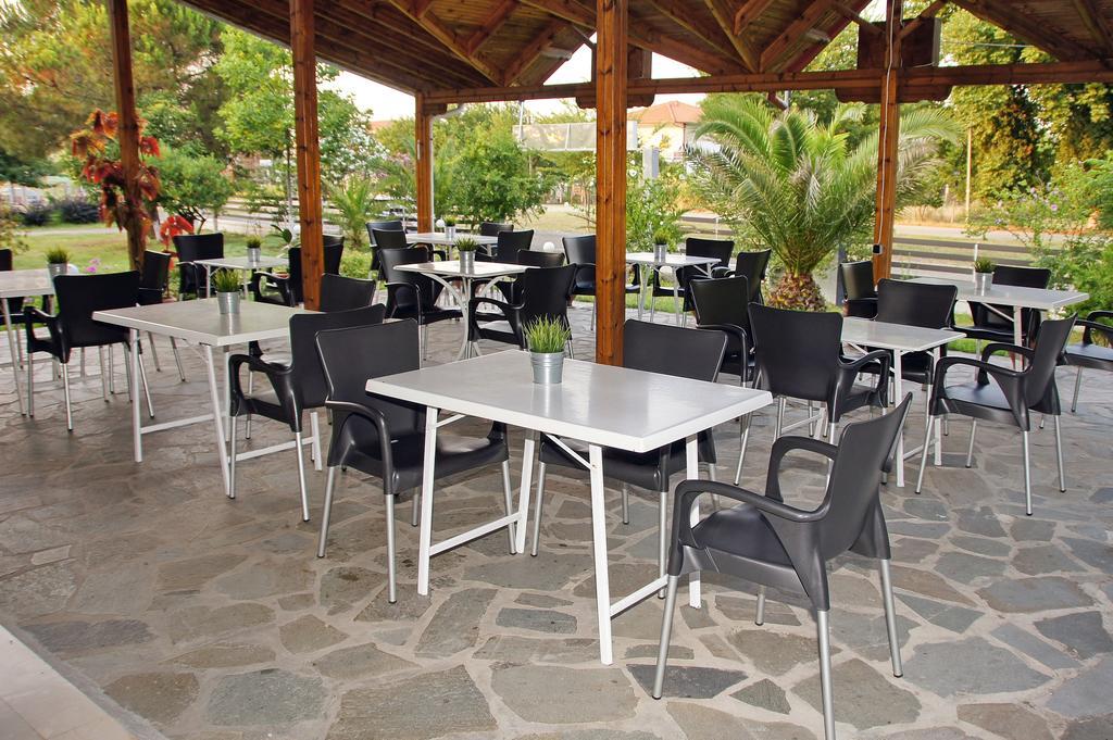 Hotel Geromichalos Paralia Skotinis Luaran gambar