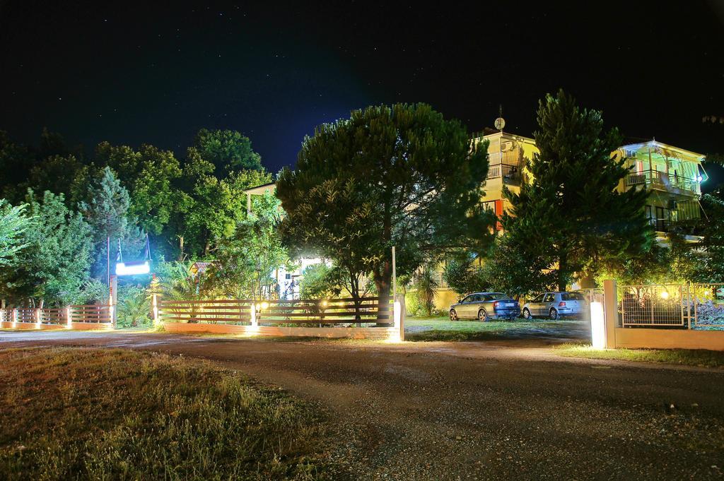 Hotel Geromichalos Paralia Skotinis Luaran gambar